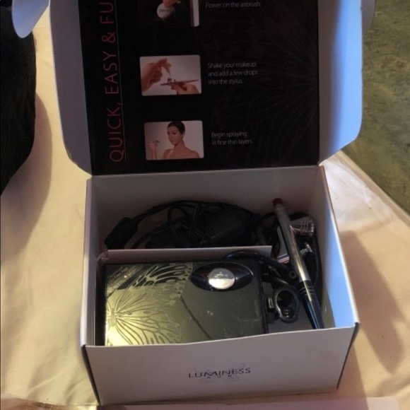 Luminess air machine - Picture 1 of 2